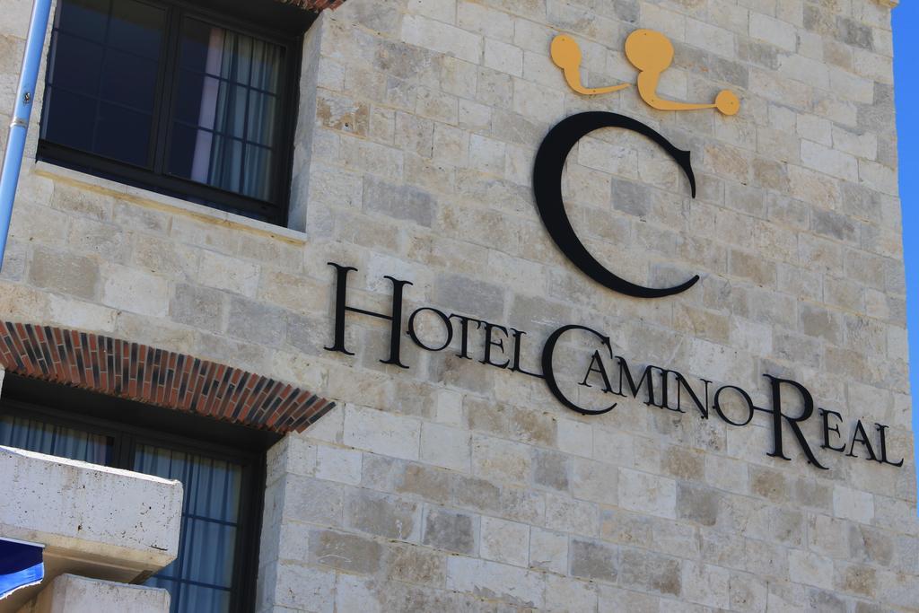 Hotel Camino Real
