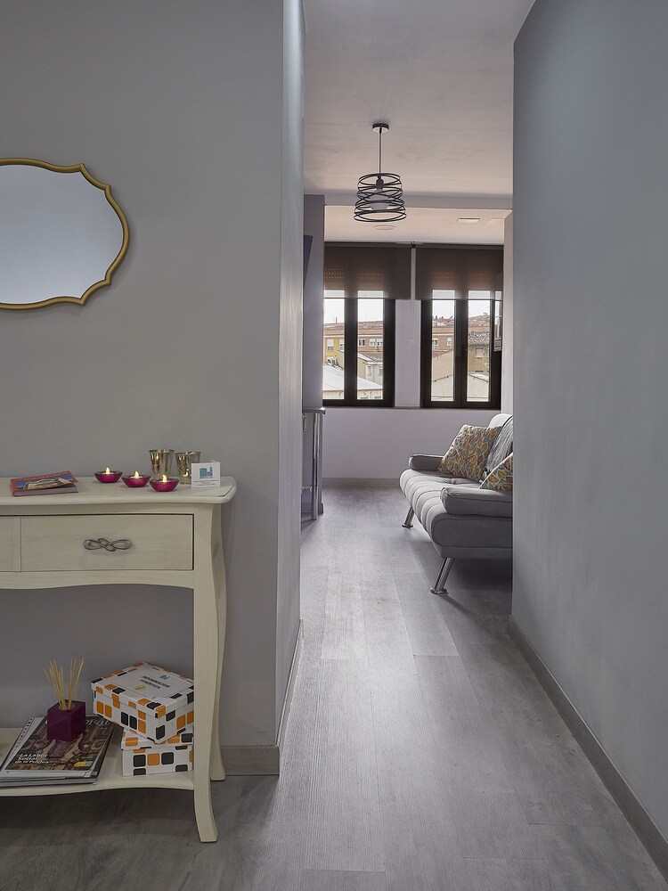 Entrevias - Lodging And Apartments Leon