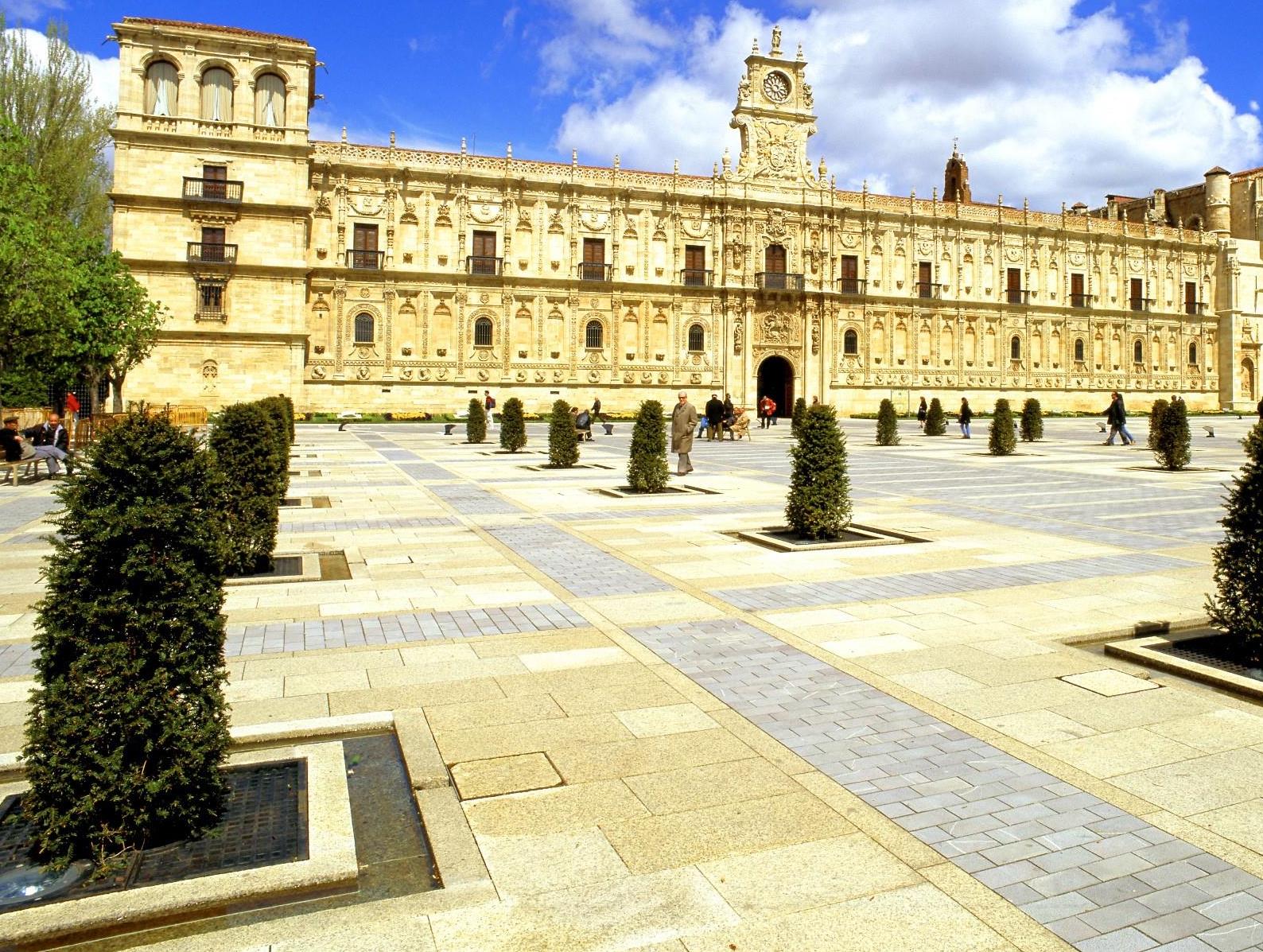 Parador de León