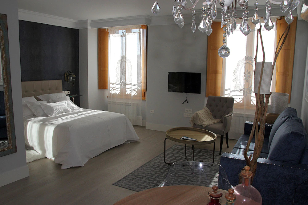 Principia Suites