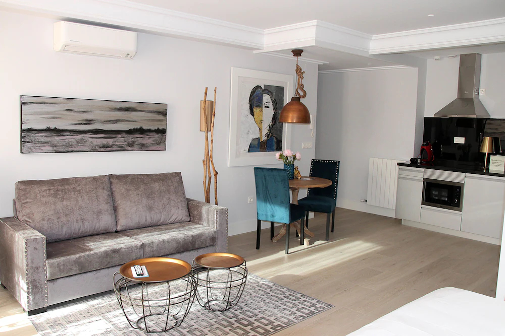 Principia Suites