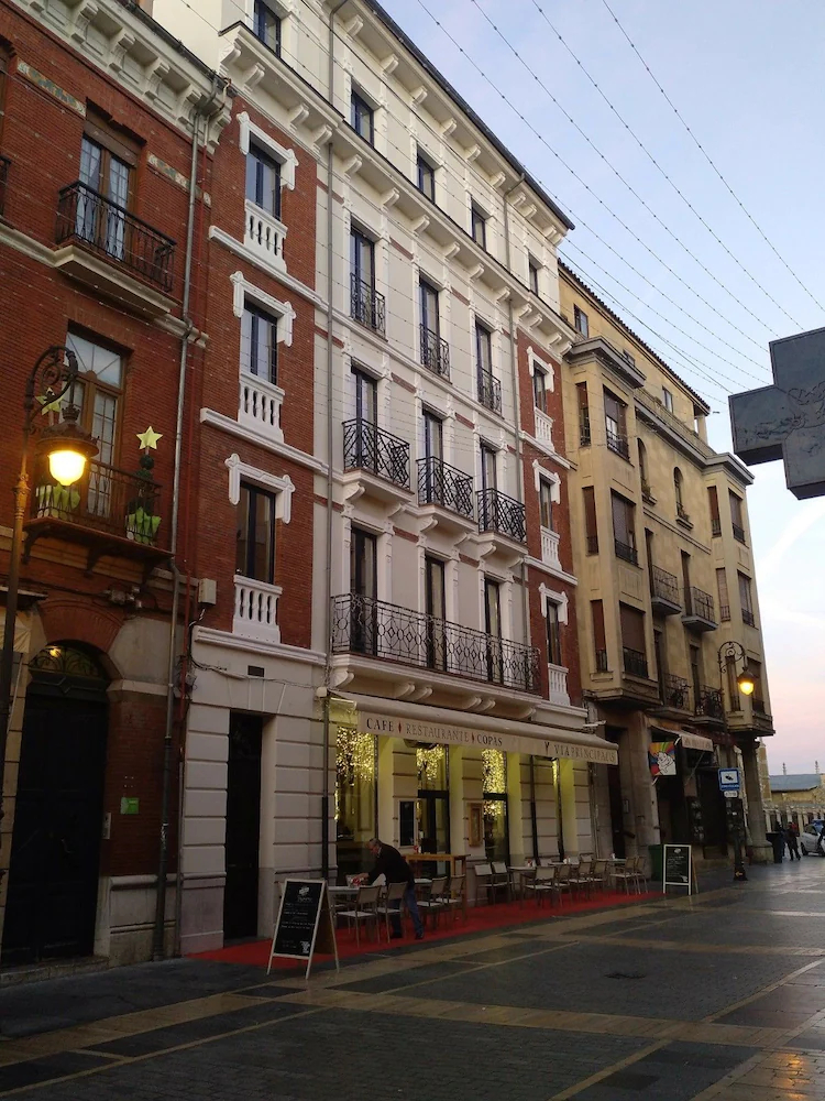 Principia Suites