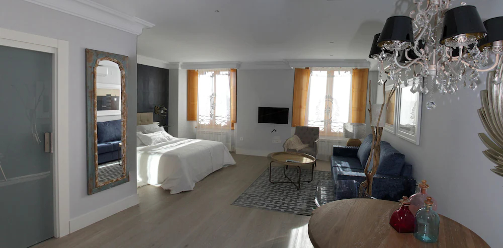 Principia Suites
