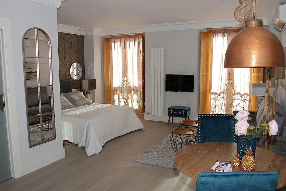 Principia Suites