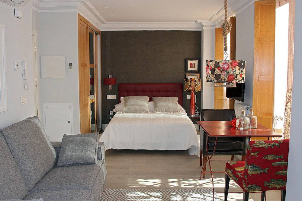 Principia Suites