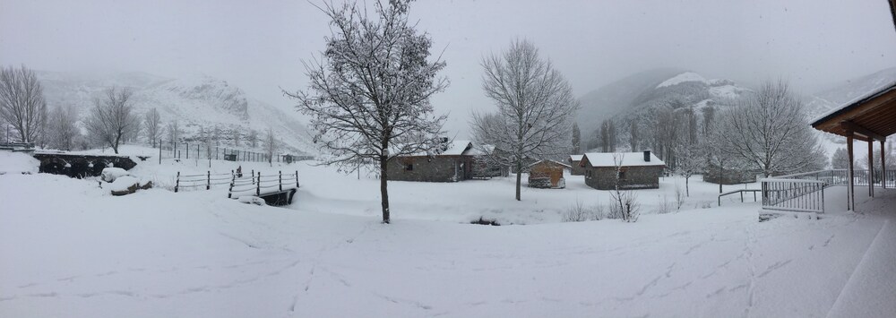 Casas de Montana  Alto Curueno