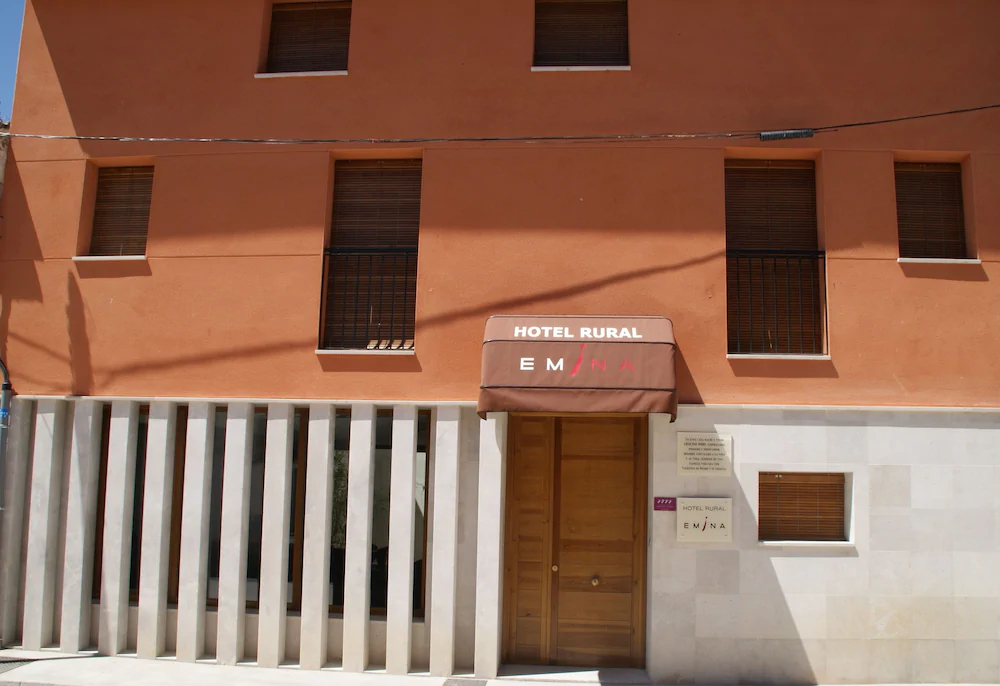 Hotel Rural Emina
