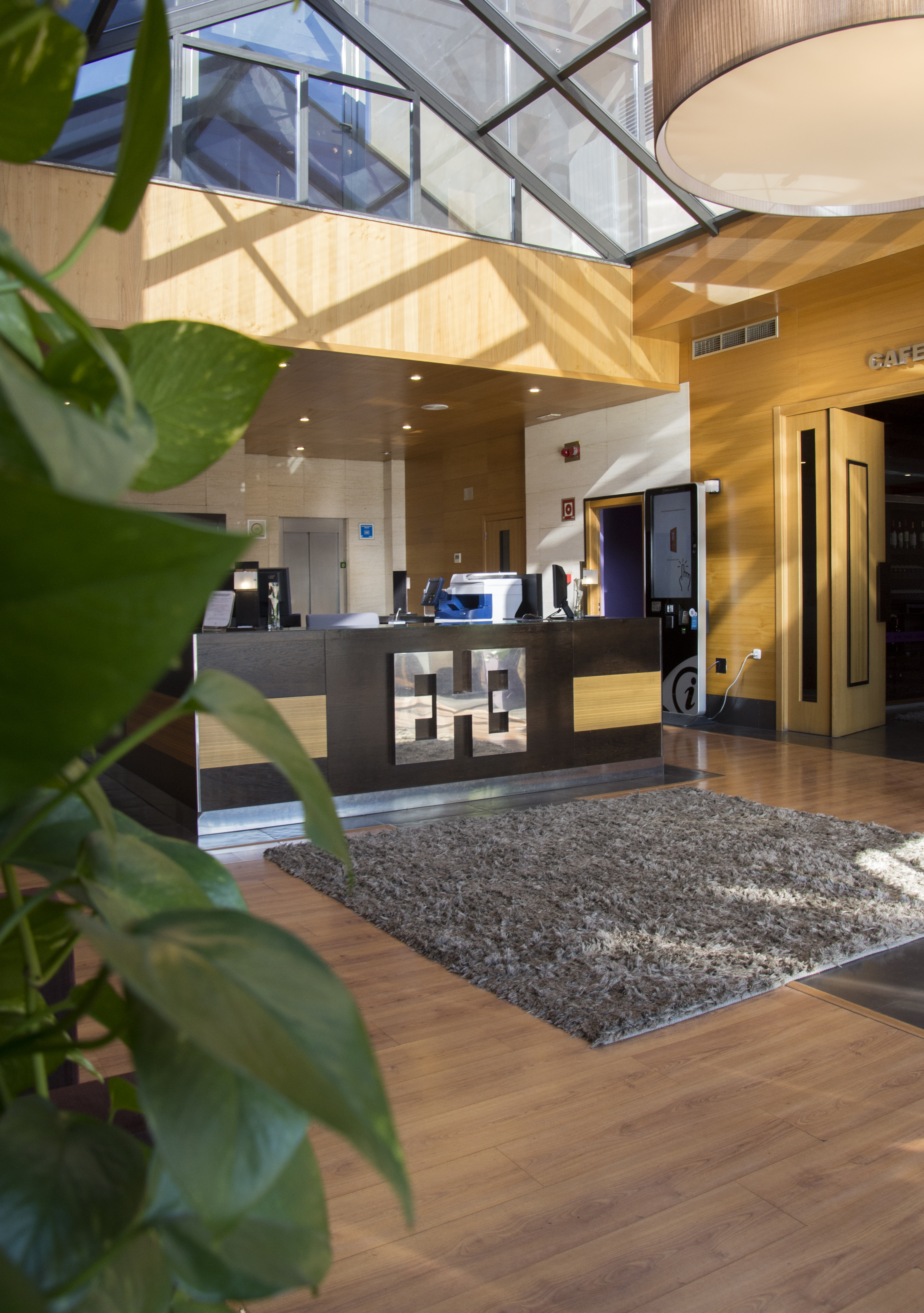 Zenit Hall88 Studios