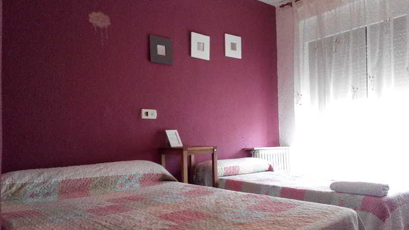 Hostal Carmen by gaiarooms