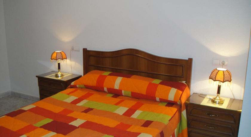 Hotel Hostal Uria