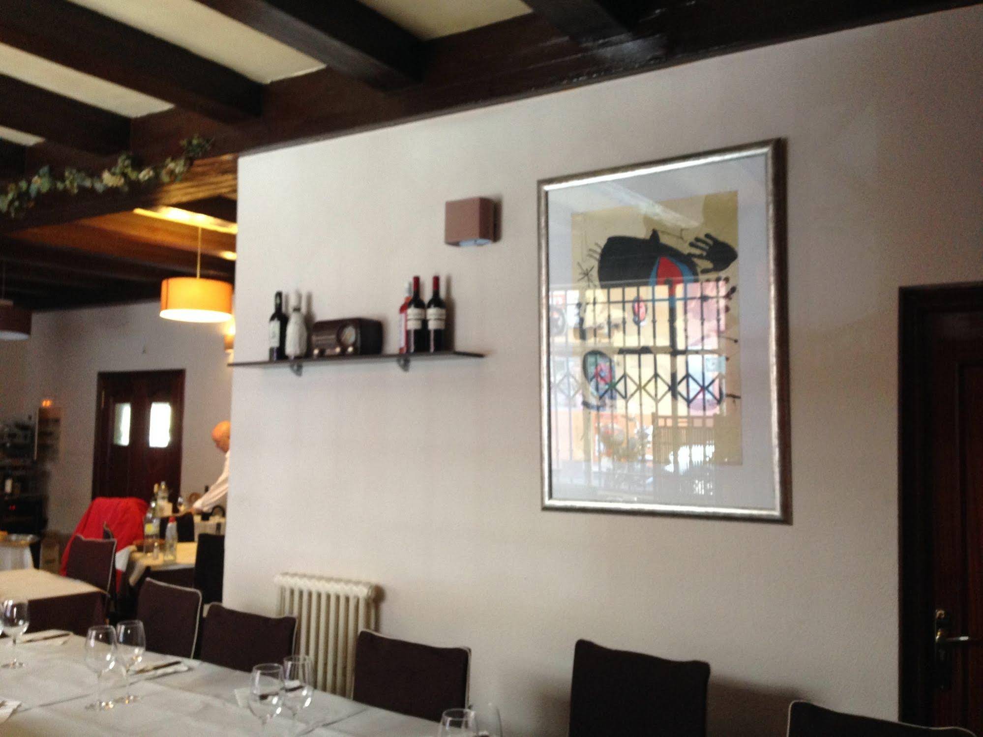 Hostal El Caseron