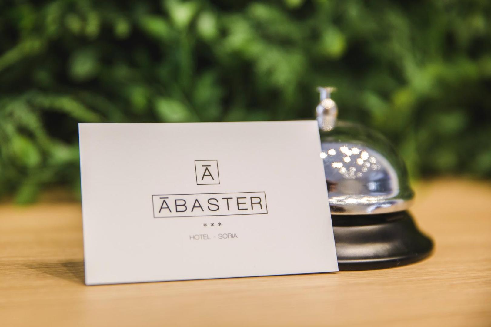 DWO Ábaster by Checkin