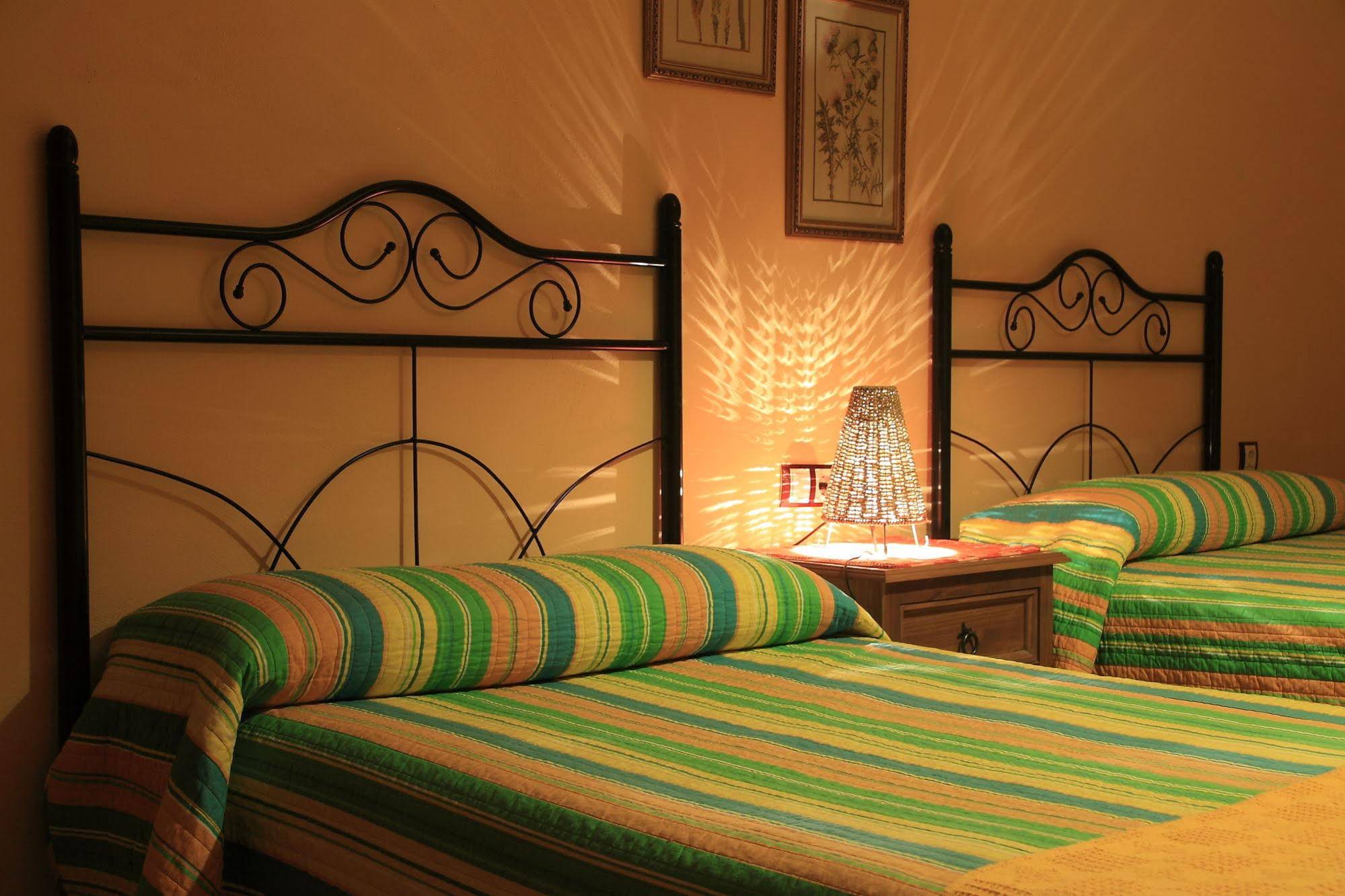 Casas Arroal