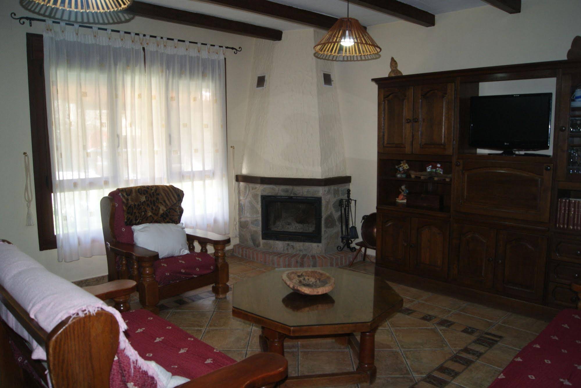 Casas Arroal