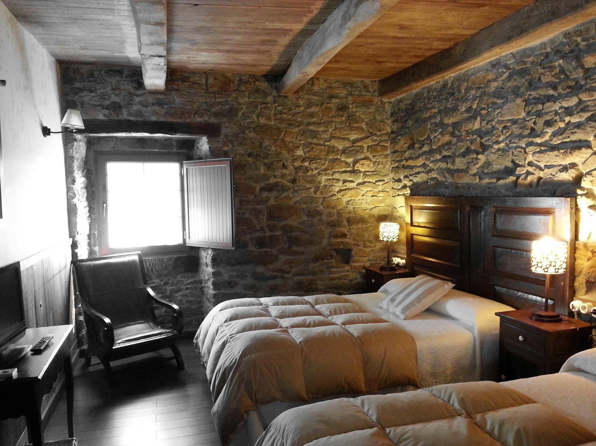 Hostal de Montaña La Aldeya