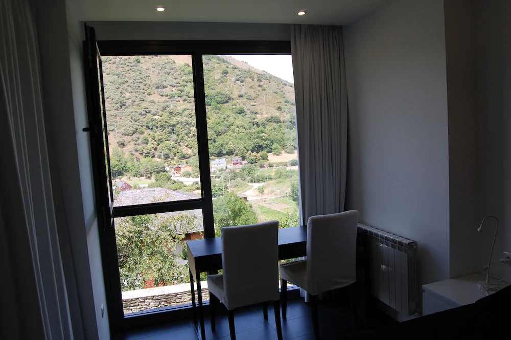 Hostal Tres Campanas