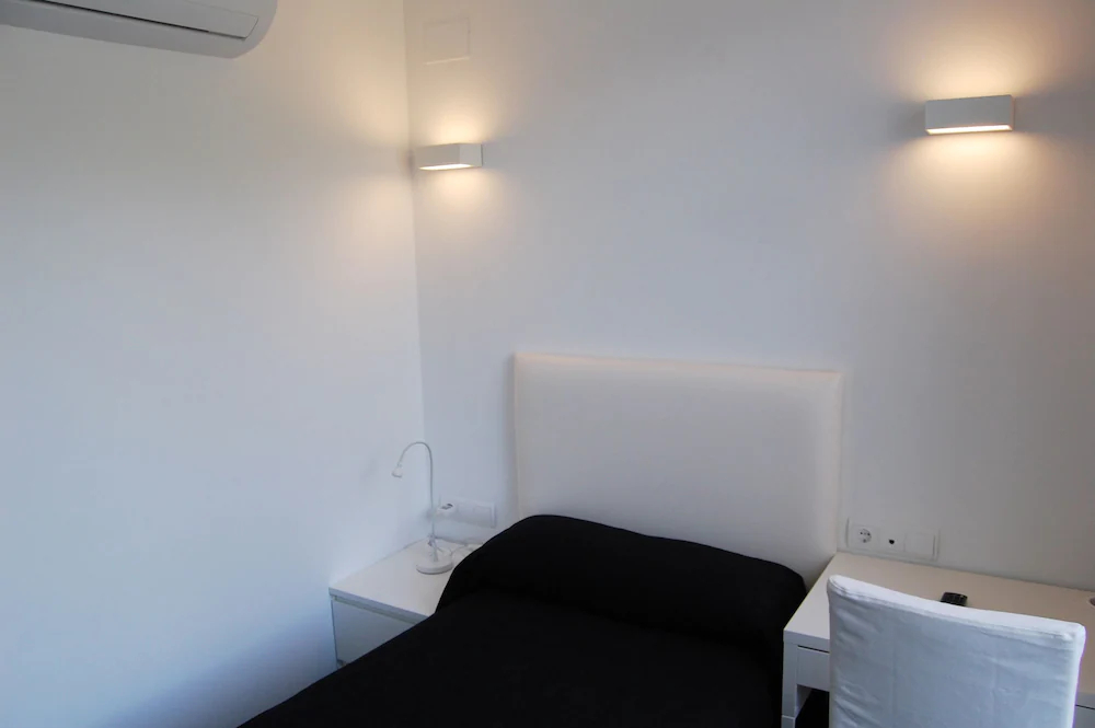 Hostal Tres Campanas