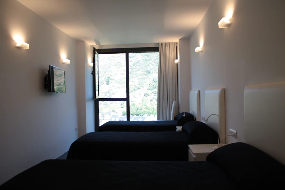 Hostal Tres Campanas