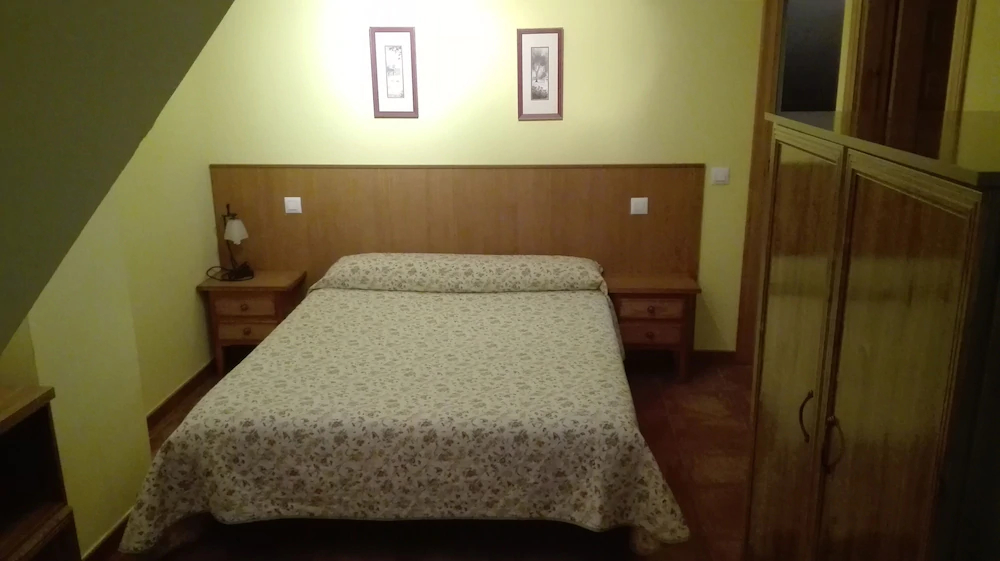 Hotel Puente de Piedra