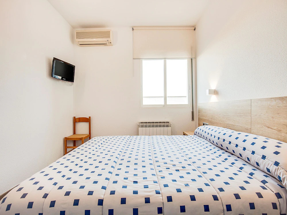 Hotel Blanc i Negre by OYO Rooms