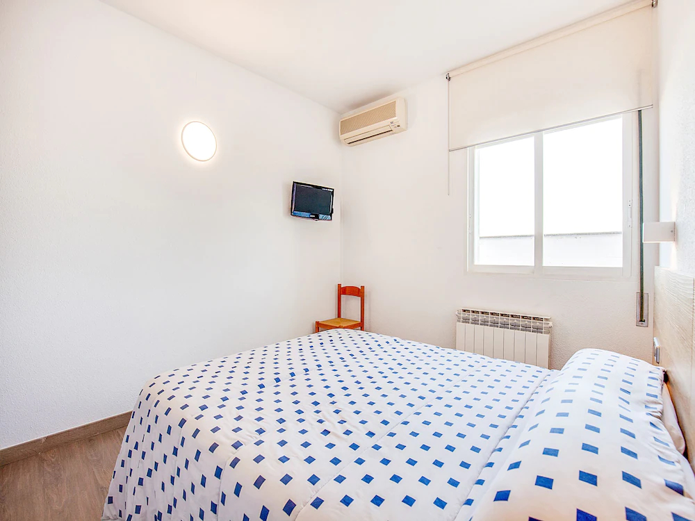 Hotel Blanc i Negre by OYO Rooms