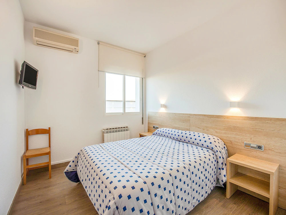 Hotel Blanc i Negre by OYO Rooms