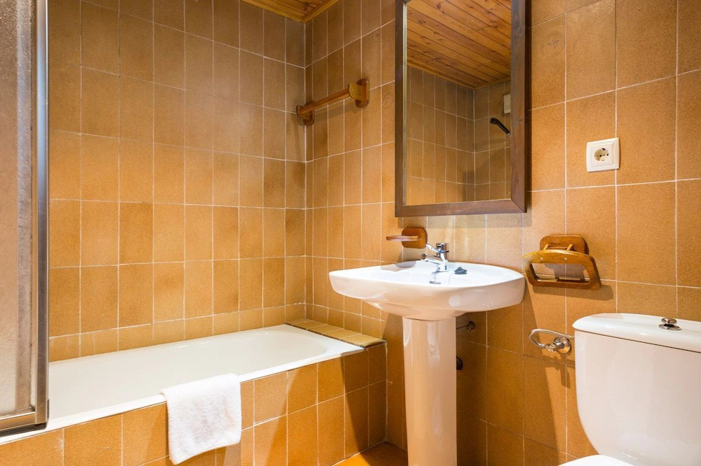 Luderna-Casa Con Terraza Cuylas