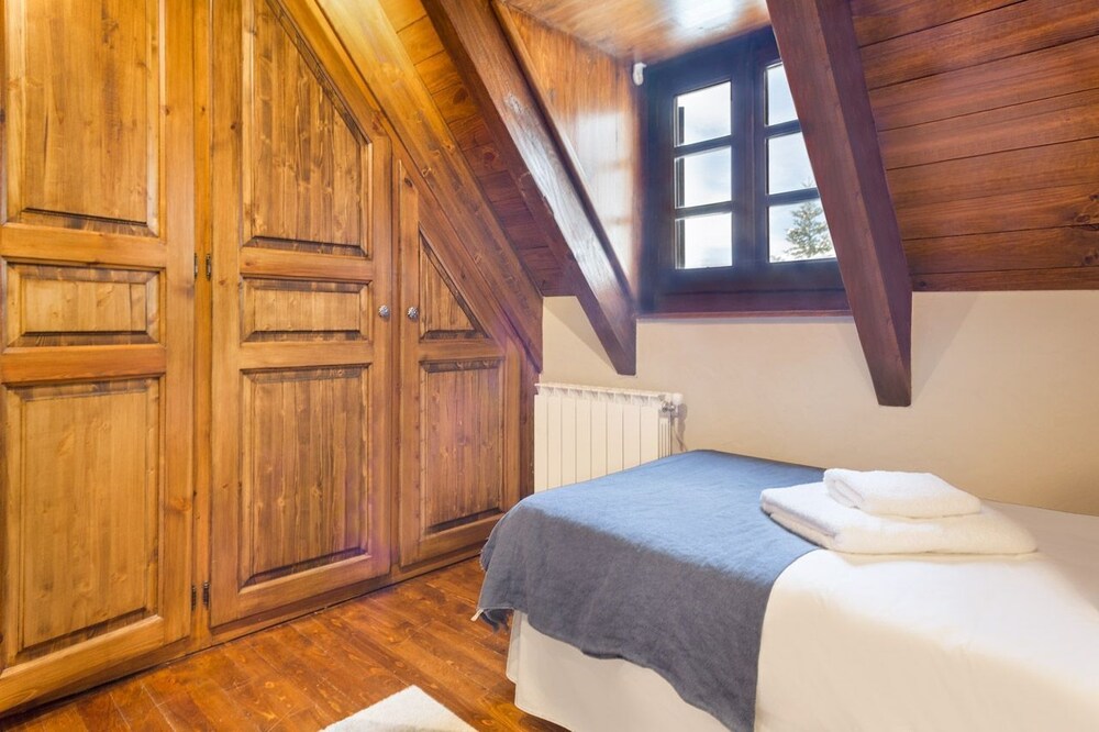 Luderna-Casa Con Terraza Cuylas