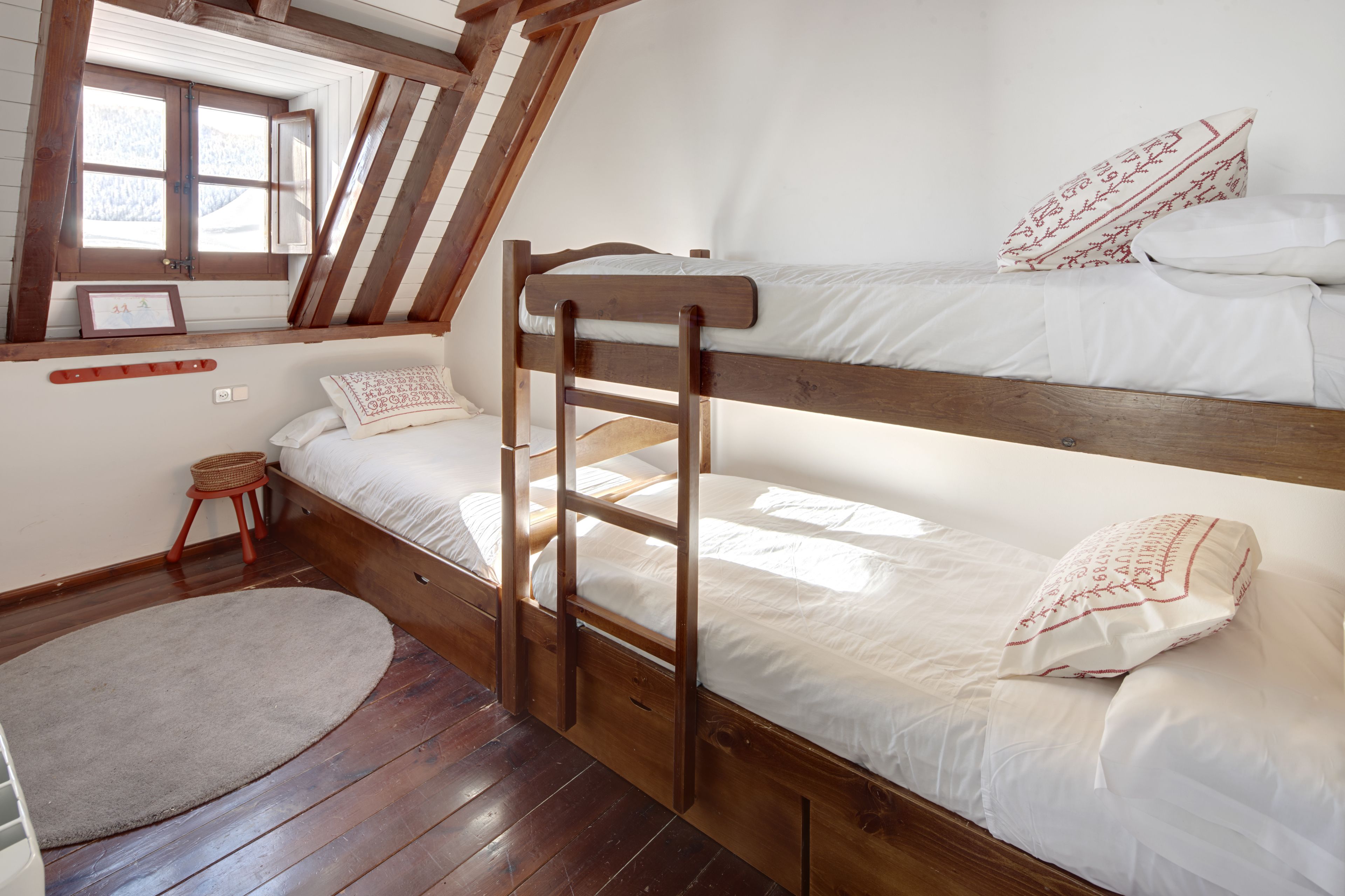 Nin de Beret by FeelFree Rentals