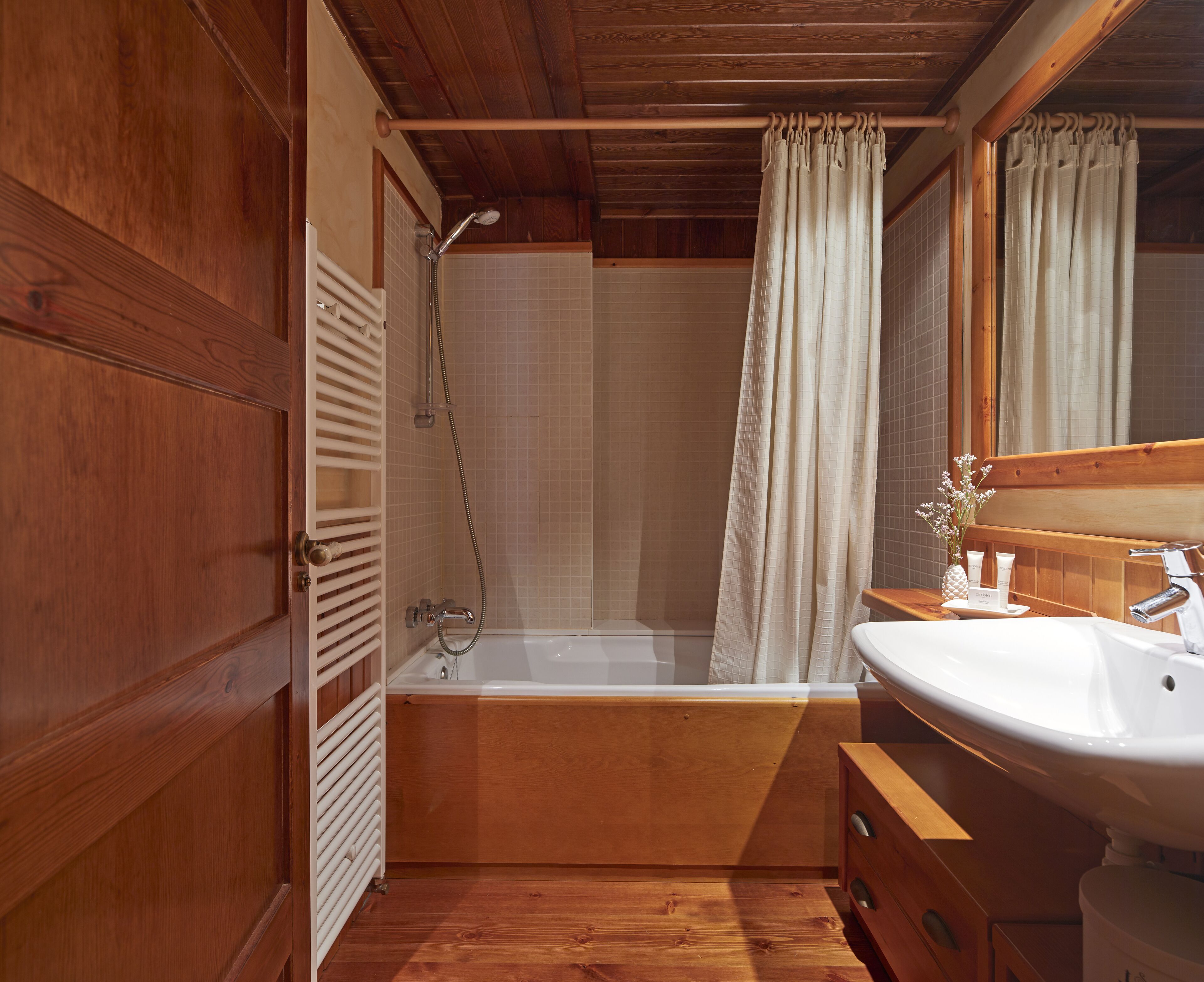 Nin de Beret by FeelFree Rentals