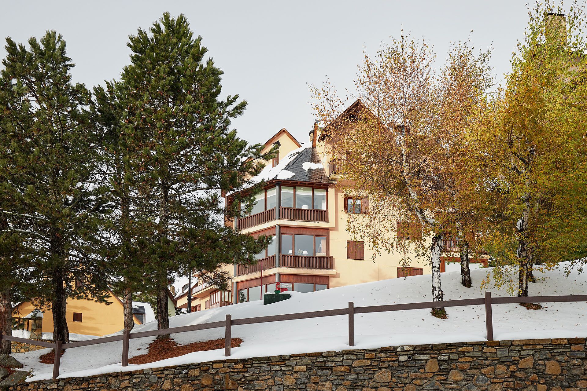 Nin de Beret by FeelFree Rentals