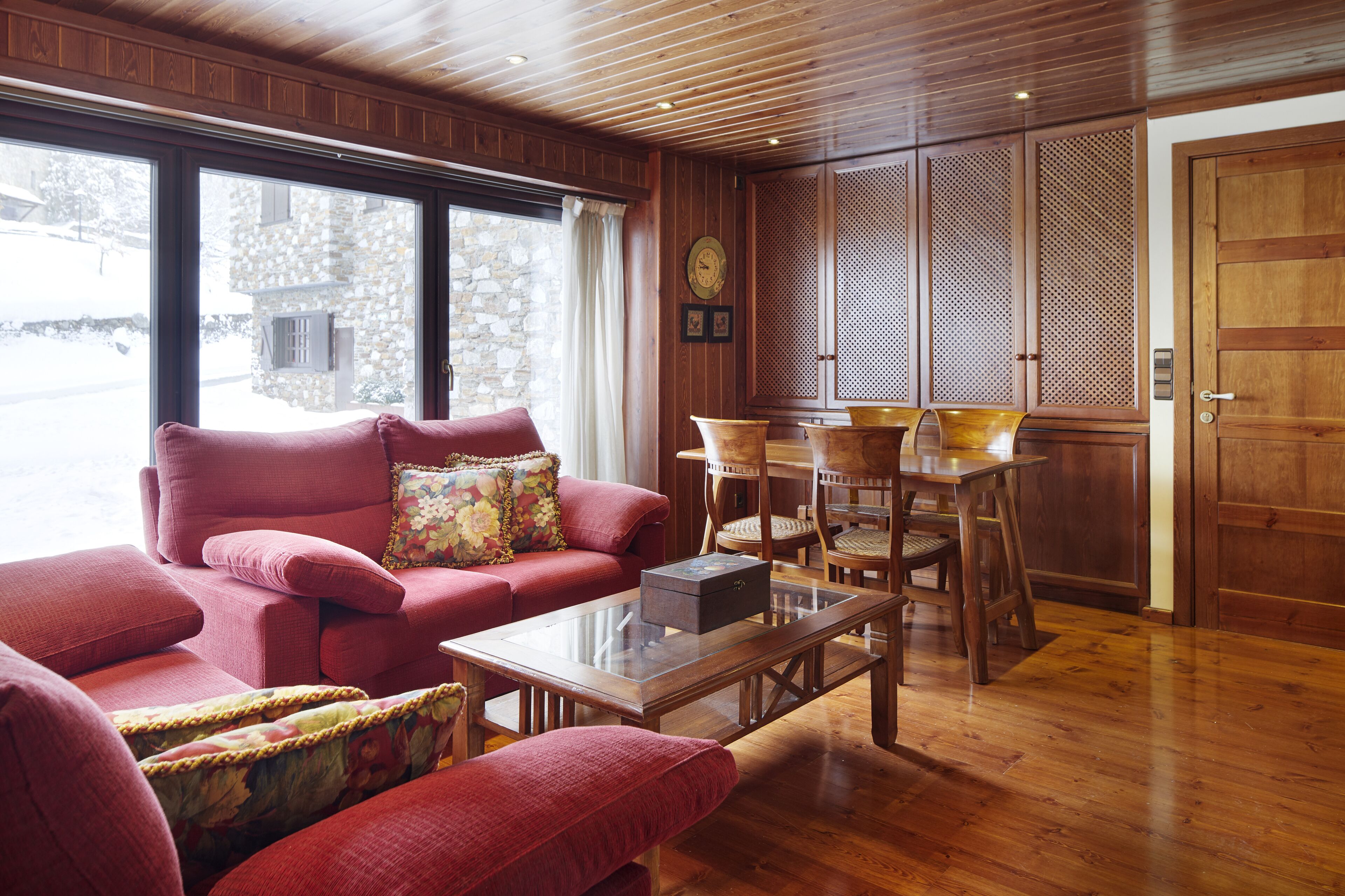 Nin de Beret by FeelFree Rentals