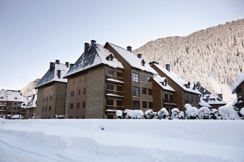 Residencial Val de Ruda by FeelFree Rentals