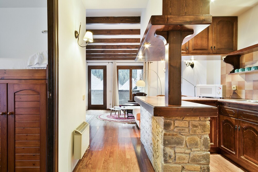 Residencial Val de Ruda by Luderna