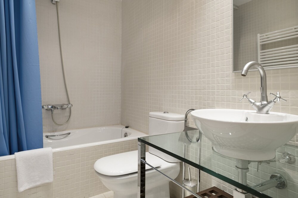 Residencial Val de Ruda by Luderna