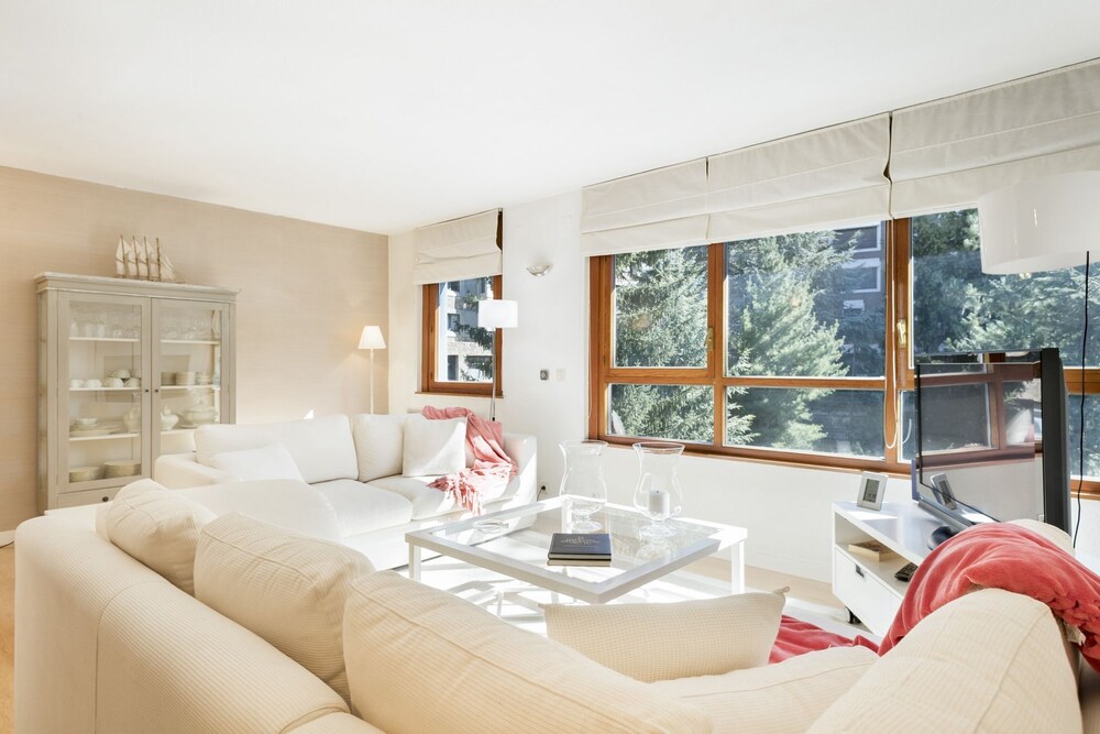 Residencial Val de Ruda by Luderna