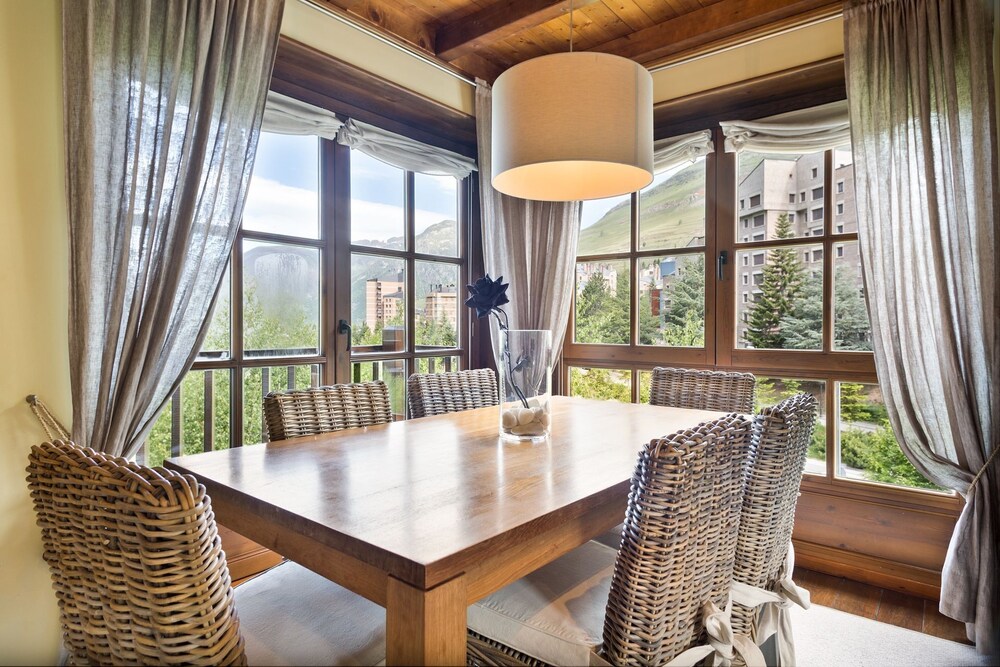 Residencial Val de Ruda by Luderna