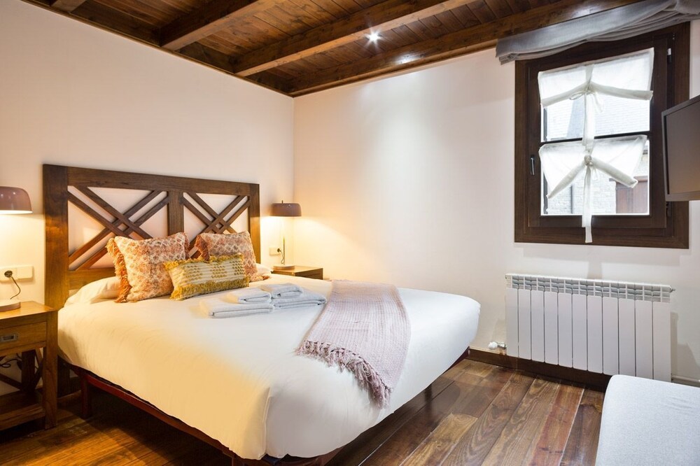 Residencial Val de Ruda by Luderna