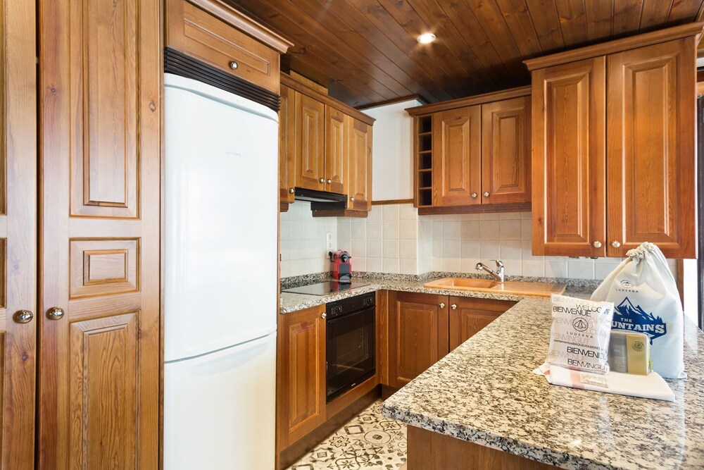 Residencial Val de Ruda by Luderna