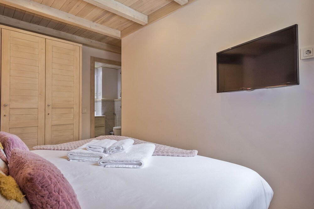 Residencial Val de Ruda by Luderna