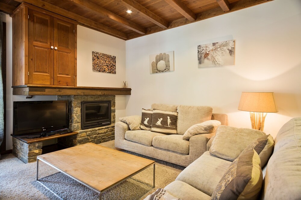 Residencial Val de Ruda by Luderna