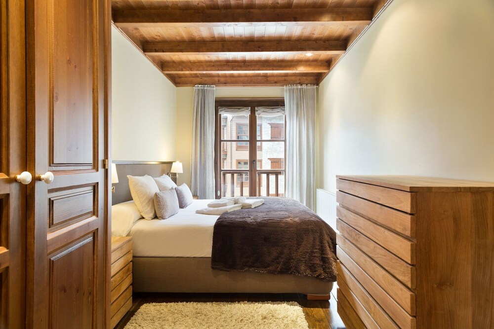 Residencial Val de Ruda by Luderna