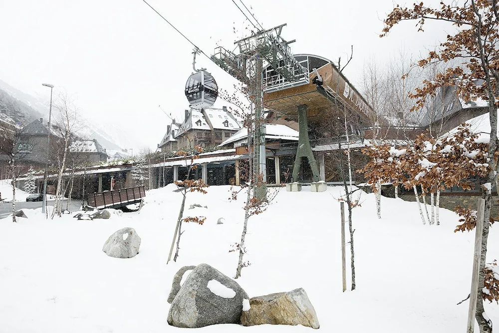 Residencial Val de Ruda by Luderna