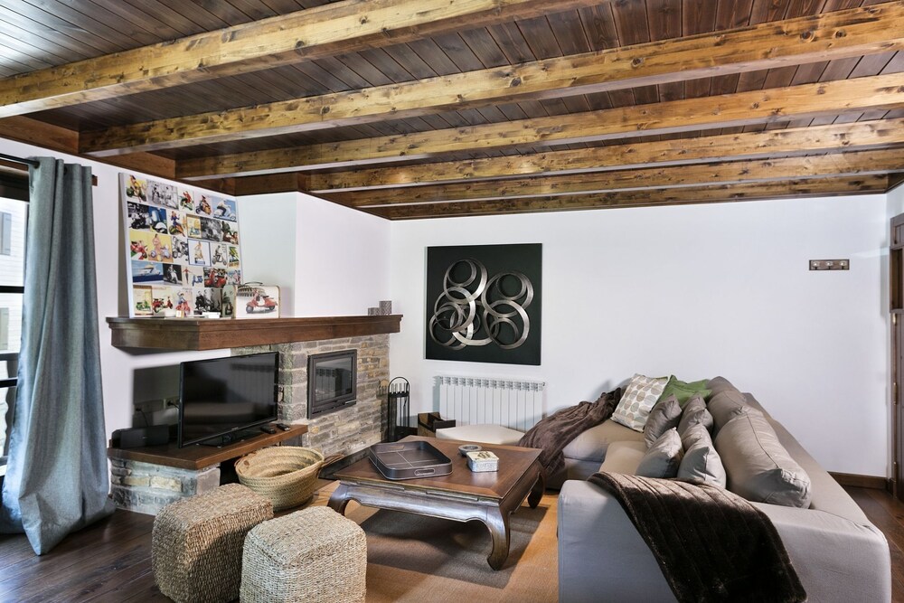 Residencial Val de Ruda by Luderna