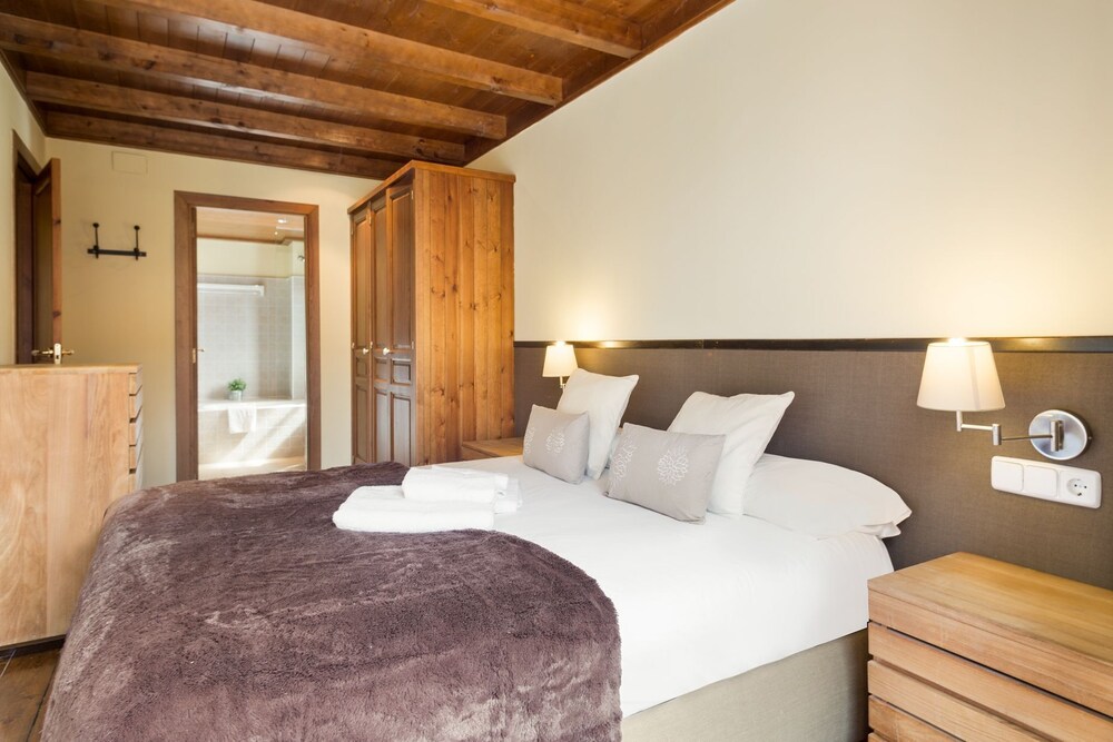 Residencial Val de Ruda by Luderna