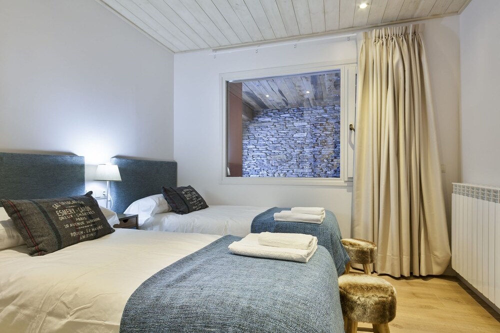 Residencial Val de Ruda by Luderna