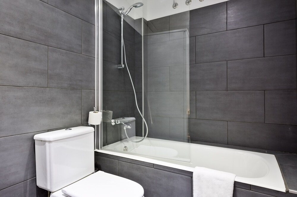 Residencial Val de Ruda by Luderna