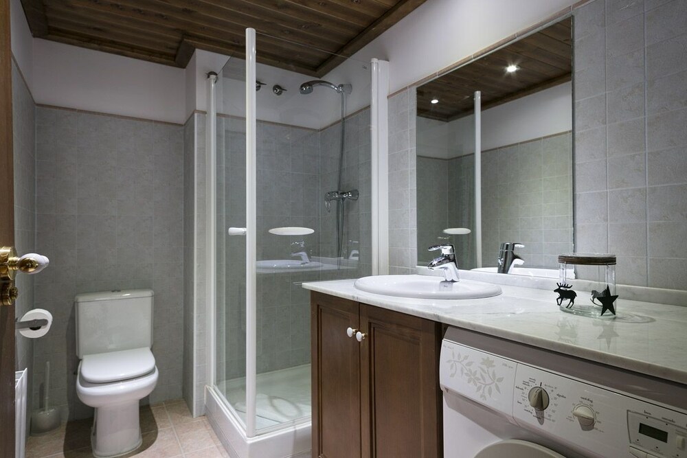 Residencial Val de Ruda by Luderna