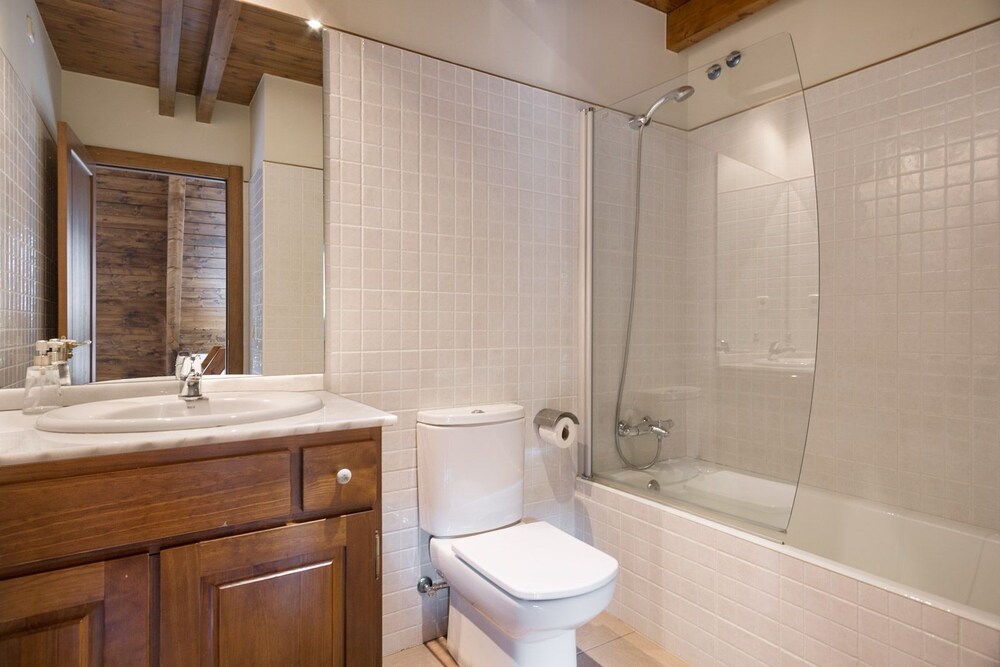 Residencial Val de Ruda by Luderna