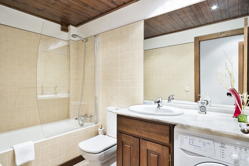 Residencial Val de Ruda by Luderna